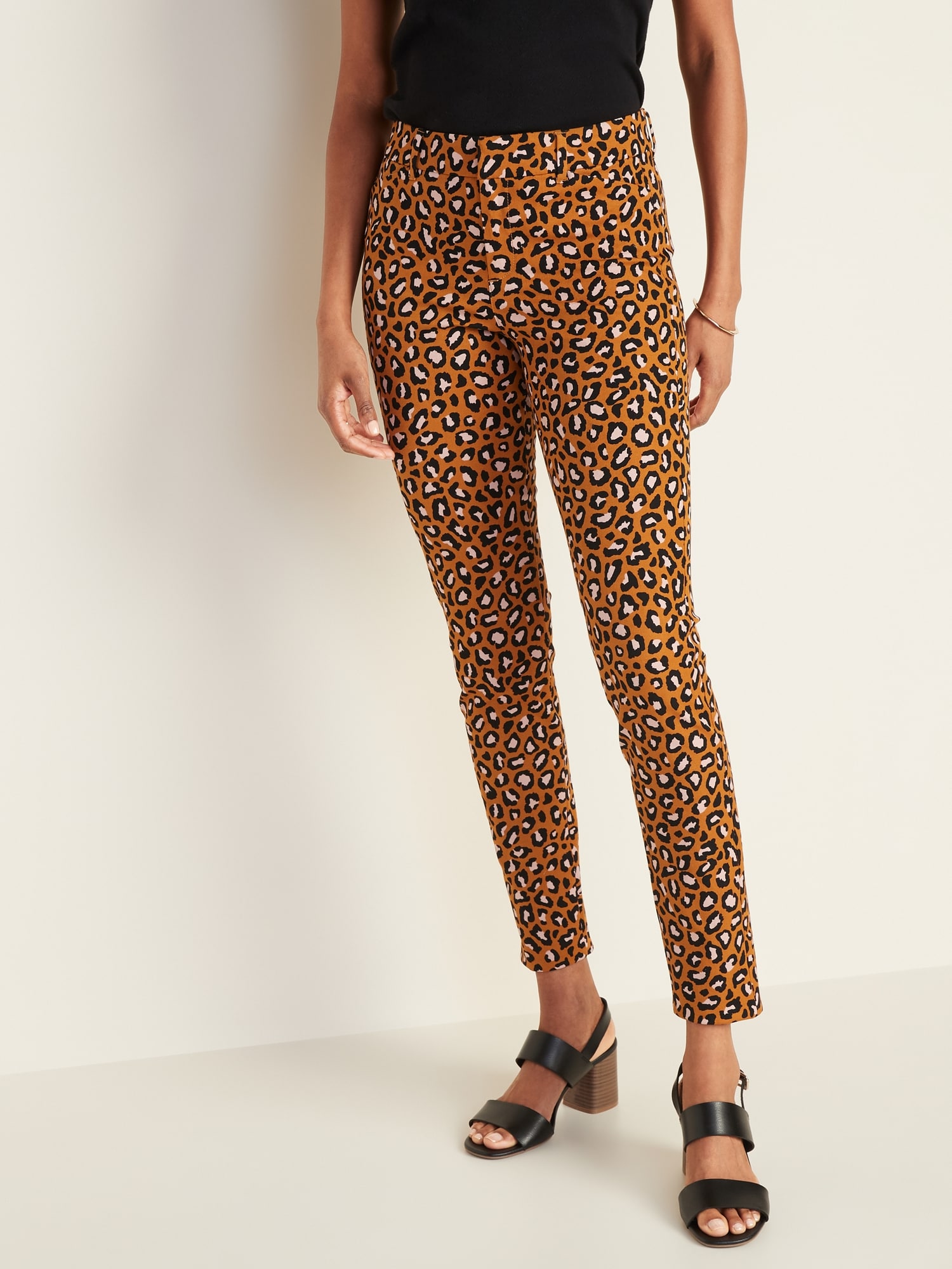 Mid-Rise Printed Pixie Ankle Pants for Women, $29